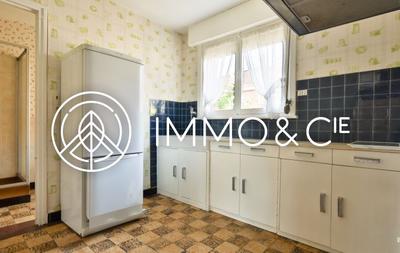 Maison - 94 m² - 5 pièces