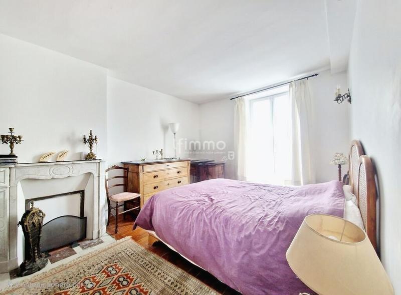 Maison - 170 m² - 7 pièces