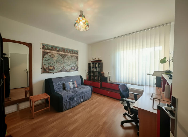 Appartement - 90 m² - 4 pièces