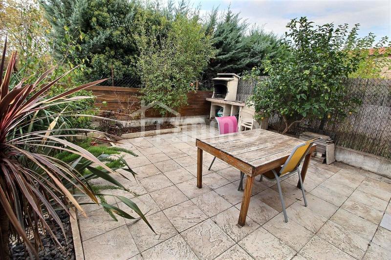 Maison de ville - 87 m² - 4 pièces