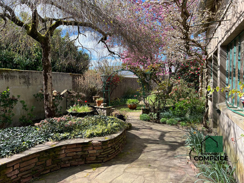 Maison ancienne - 130 m² - 8 pièces