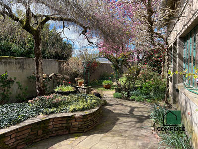 Maison ancienne - 130 m² - 8 pièces