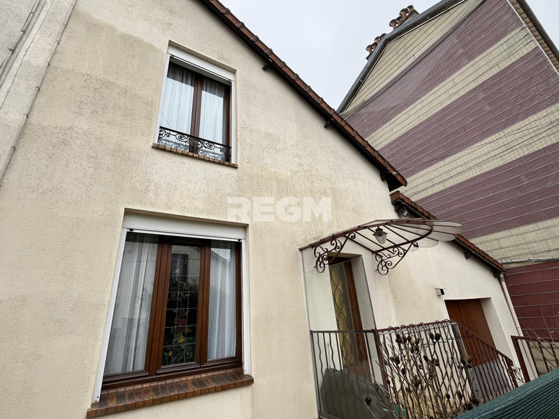 Maison - 75 m² - 4 pièces