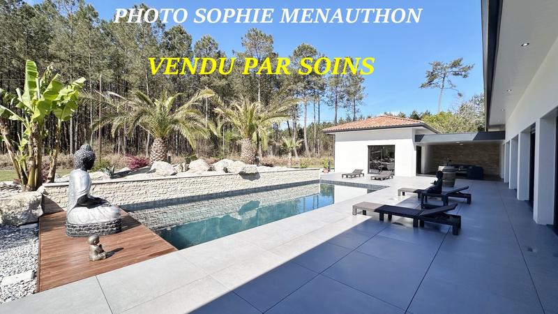 Maison d'architecte - 340 m² - 8 pièces