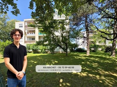 Appartement - 77 m² - 4 pièces