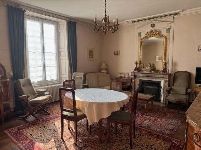 Maison - 187 m² - 6 pièces