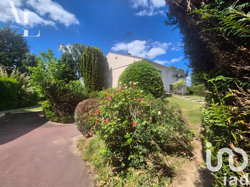 Maison - 197 m² - 8 pièces