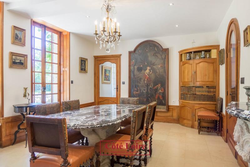 Maison ancienne - 287 m² - 8 pièces