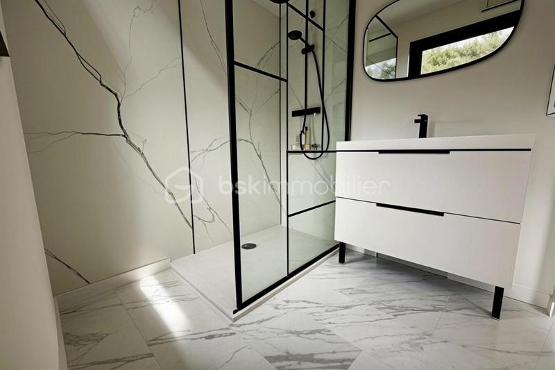 Maison - 144 m² - 7 pièces