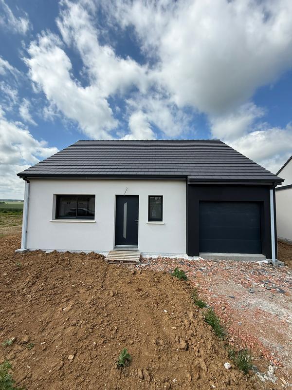 Maison - 80 m² - 4 pièces