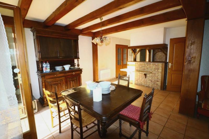Maison - 206 m² - 7 pièces