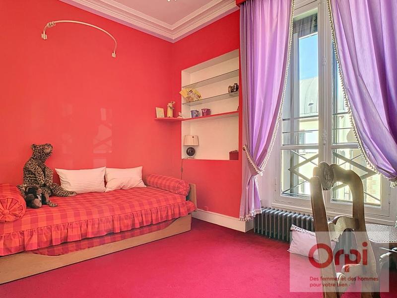 Maison - 188 m² - 6 pièces