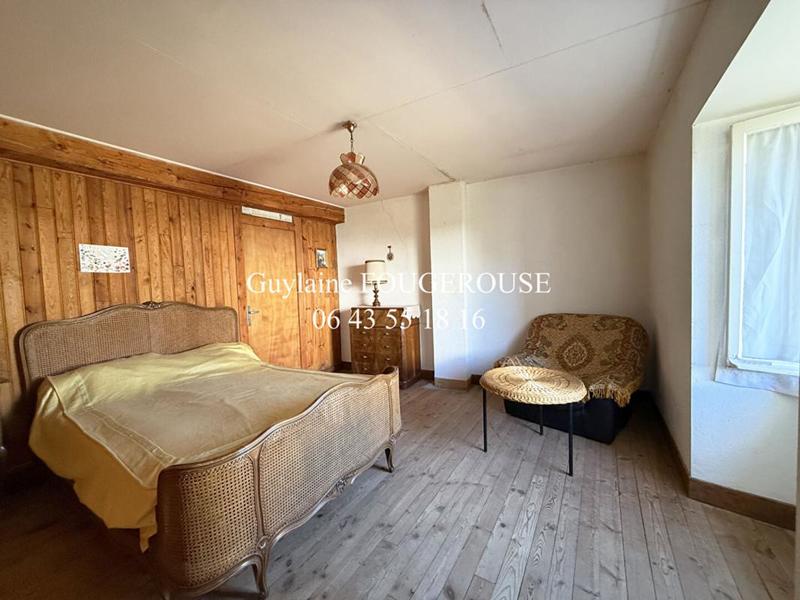 Maison - 140 m² - 7 pièces