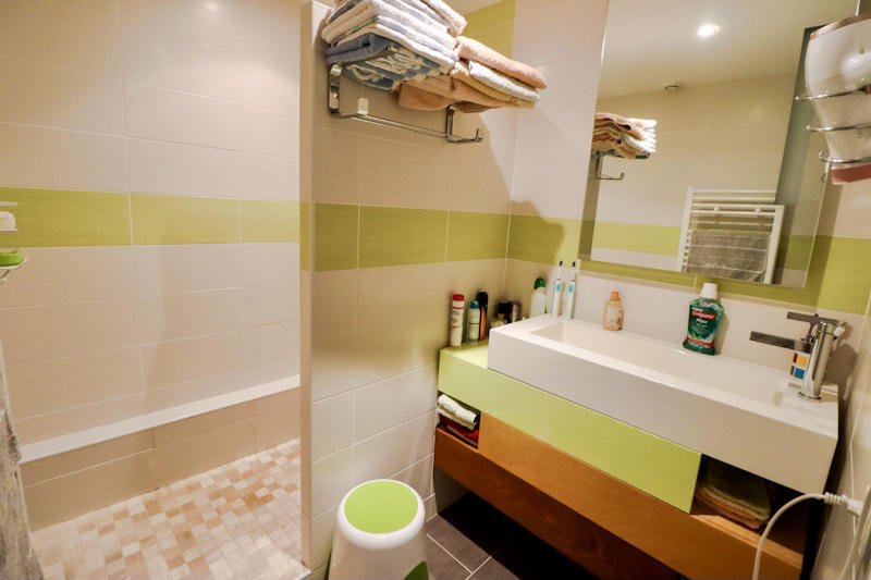 Maison - 251 m² - 11 pièces