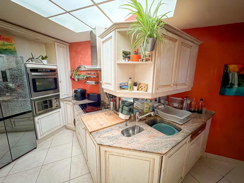 Maison - 110 m² - 4 pièces