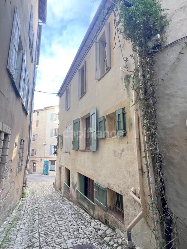 Maison de ville - 104 m² - 5 pièces