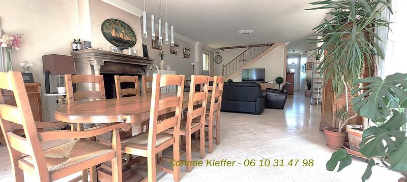 Maison - 282 m² - 11 pièces