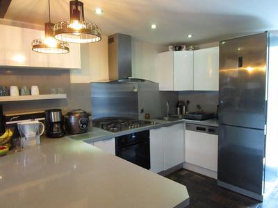 Propriété - 198 m² - 8 pièces