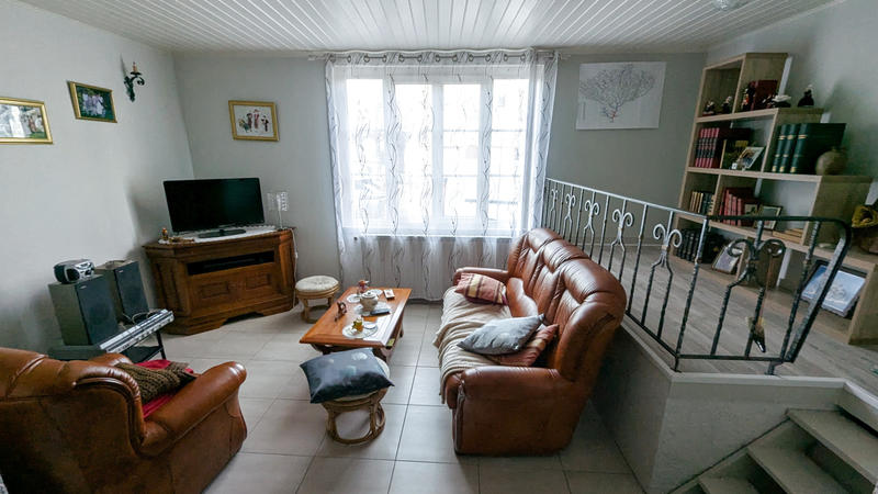 Maison - 137 m² - 6 pièces