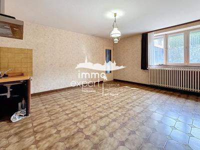 Maison de village - 127 m² - 5 pièces