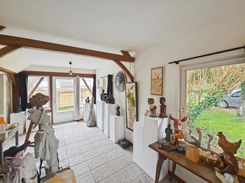 Moulin - 401 m² - 15 pièces