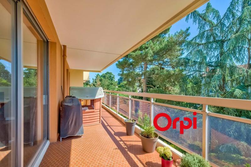 Appartement - 94 m² - 4 pièces