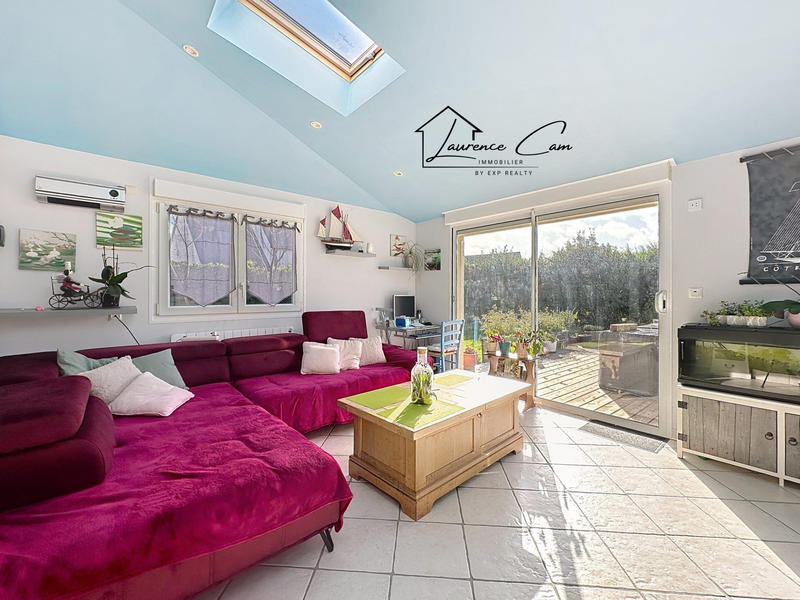 Maison - 126 m² - 9 pièces