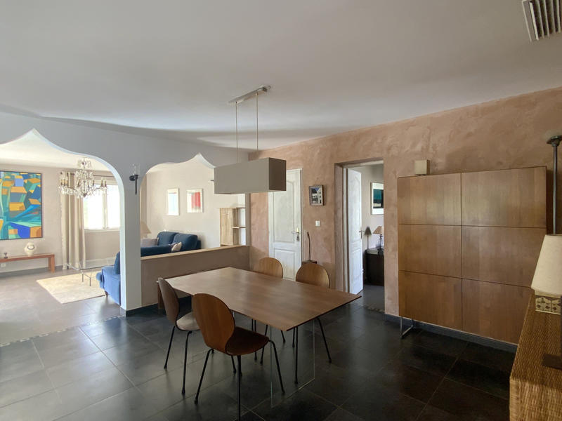 Maison - 143 m² - 7 pièces