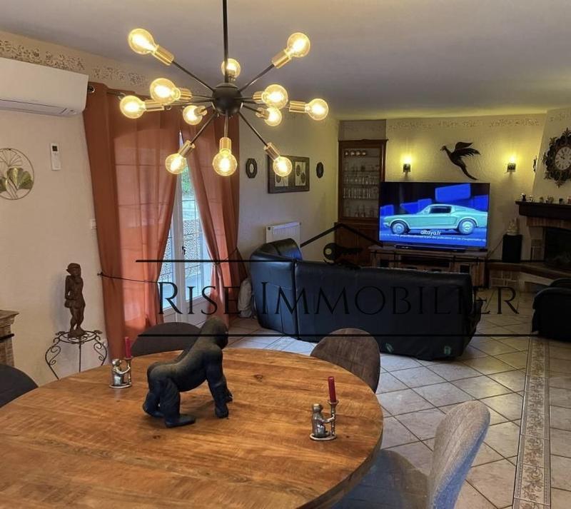 Villa - 141 m² - 4 pièces