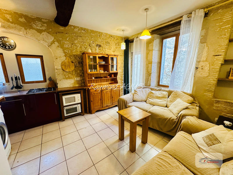 Maison - 304 m² - 11 pièces