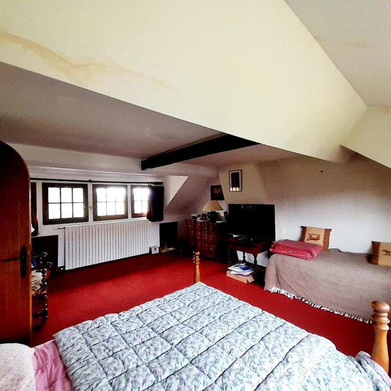 Maison ancienne - 265 m² - 8 pièces