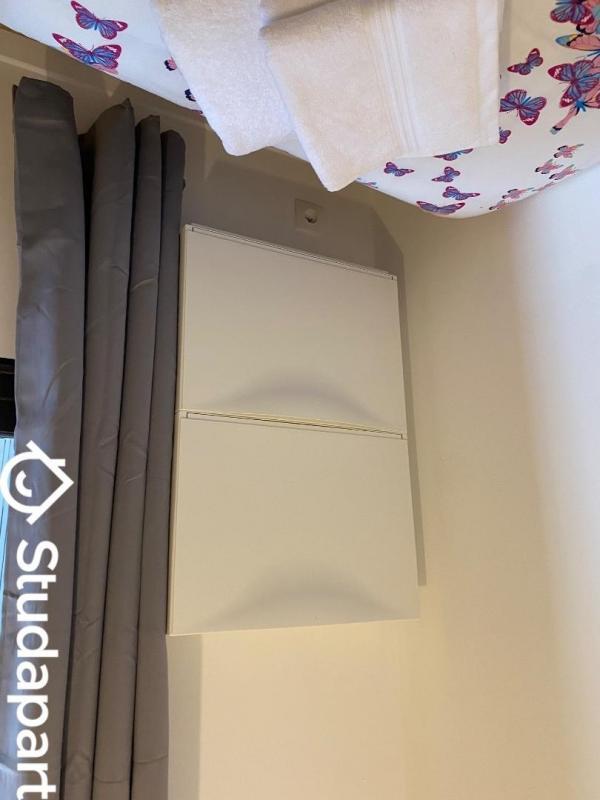 Chambre - 8 m² - 1 pièce