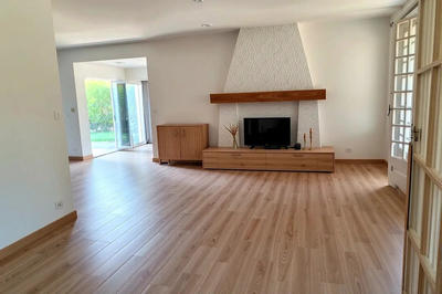 Maison - 196 m² - 6 pièces