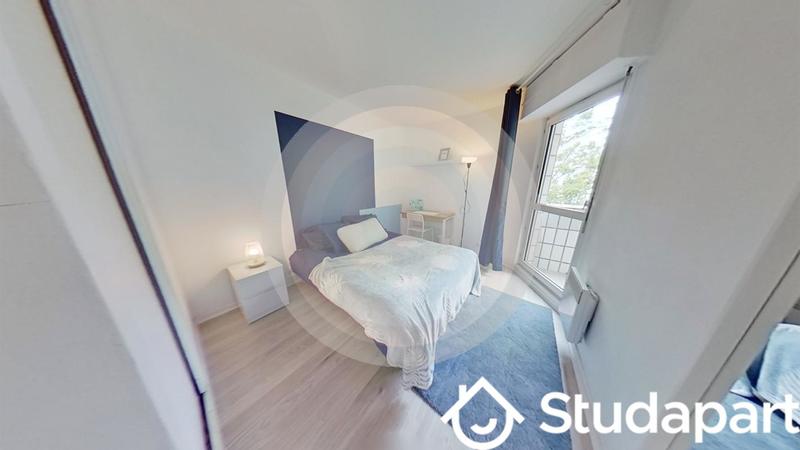 Chambre - 11 m² - 1 pièce