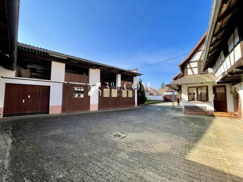 Corps de ferme - 184 m² - 7 pièces