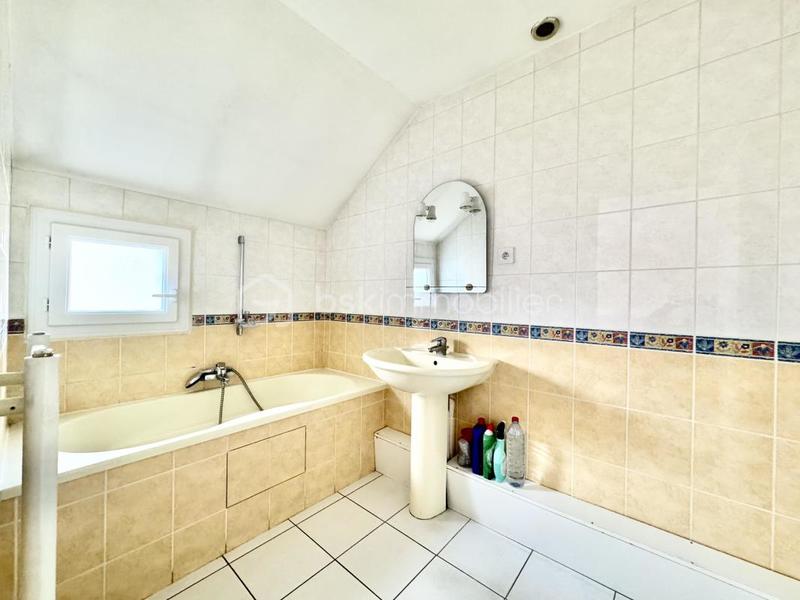 Maison - 126 m² - 6 pièces