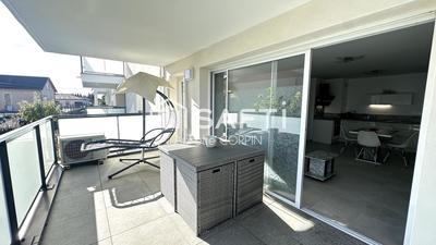 Appartement - 60 m² - 3 pièces