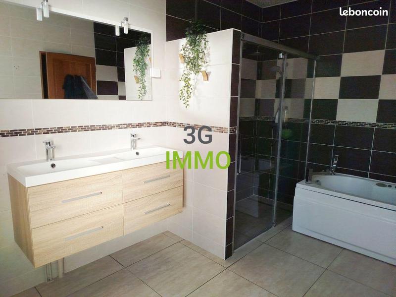 Maison de ville - 107 m² - 5 pièces