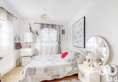 Maison - 190 m² - 5 pièces