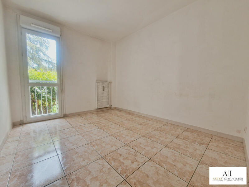 Appartement - 70 m² - 4 pièces