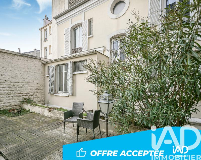 Maison - 226 m² - 10 pièces