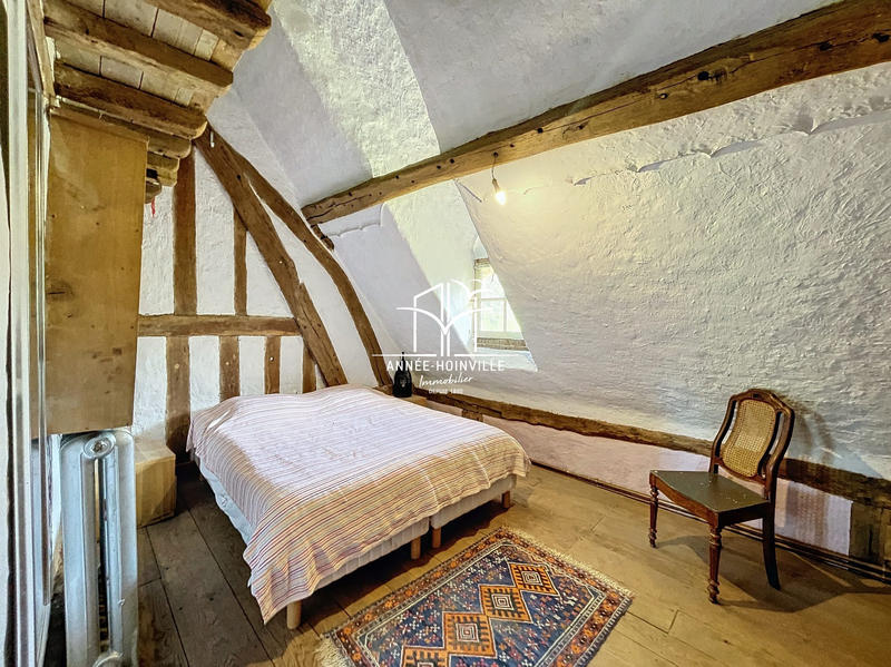 Maison - 245 m² - 8 pièces