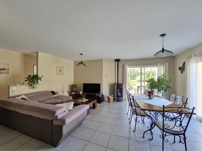 Maison - 103 m² - 4 pièces