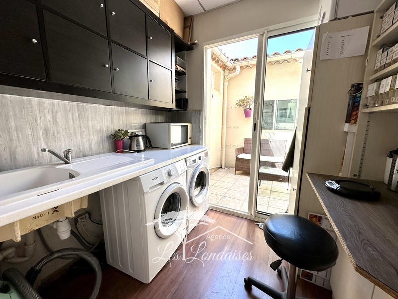 Fonds de commerce - Magasins - 90 m²