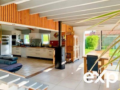 Maison - 123 m² - 5 pièces