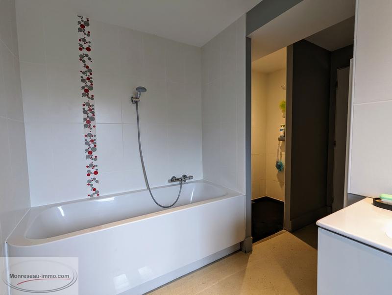 Maison de village - 220 m² - 7 pièces