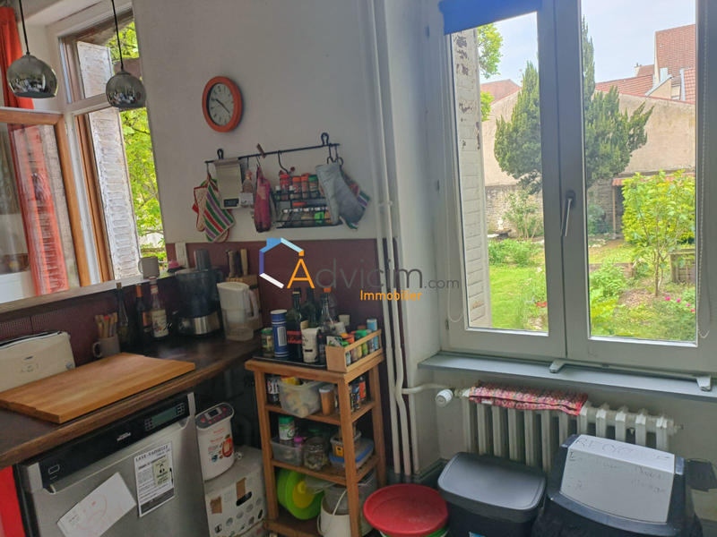 Maison - 269 m² - 12 pièces