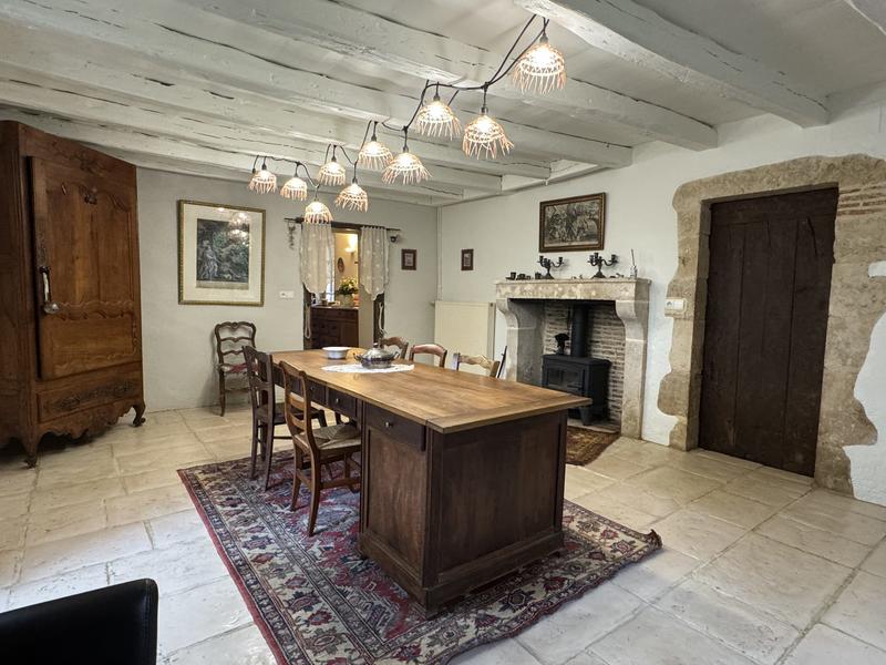 Maison ancienne - 207 m² - 8 pièces