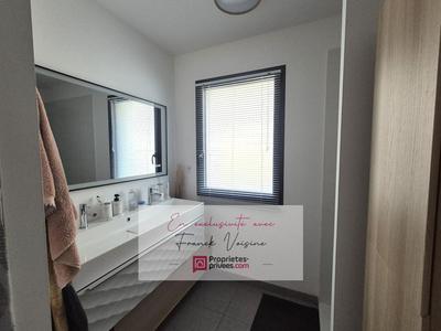 Maison - 90 m² - 5 pièces