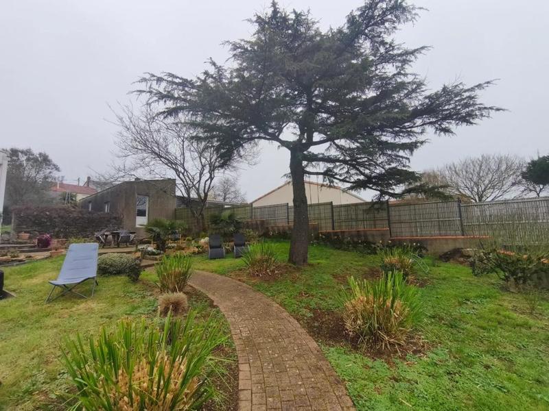 Maison de bourg - 155 m² - 7 pièces